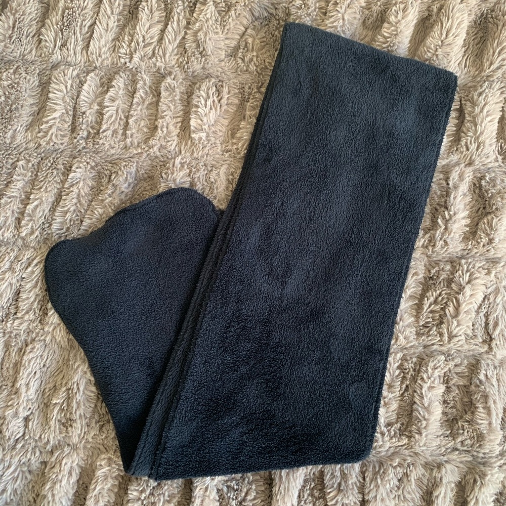 The Walking Company Soft Warm Fleece Scarf 🧣
